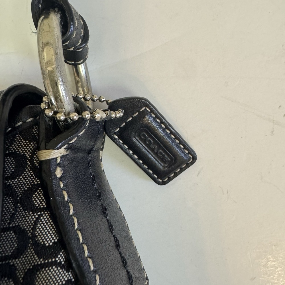 Y2K Coach Soho Signature C Buckle Canvas Leather Shoulder Bag F10925 Black - Picture 8 of 15